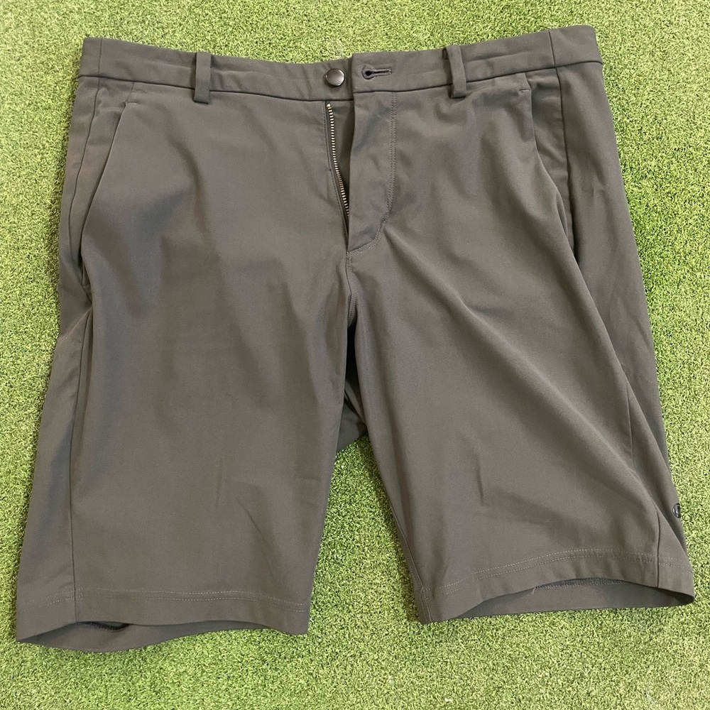 Men’s lululemon shorts